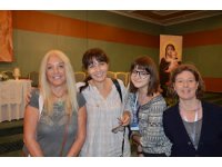 Vassula sa Sabrinom i Katarinom